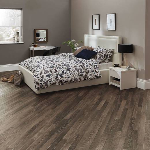 Bedroom with Da Vinci RP99